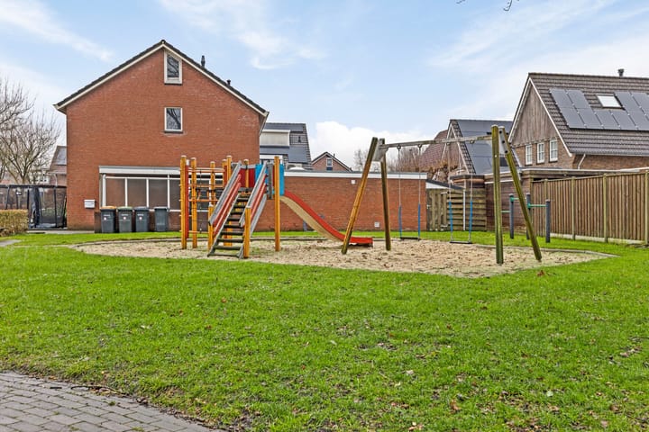 Foto 41 van Bromeliastraat 72