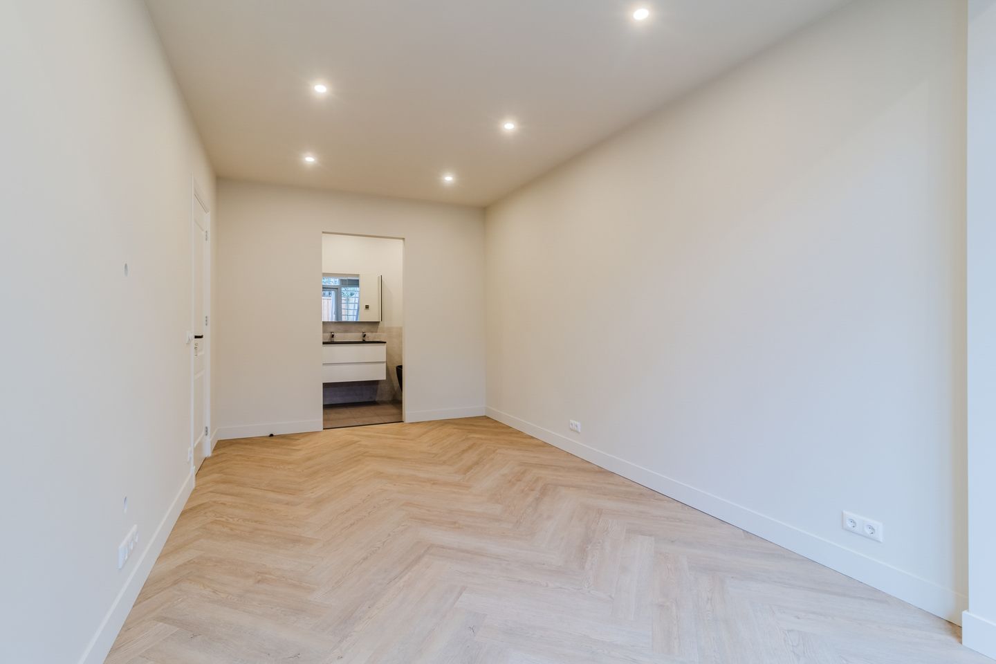 Foto 35 van Kanaalweg 89