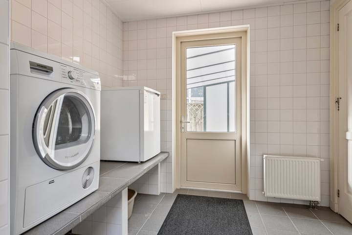 Photo 25 of Mr. Harm Smeengestraat 23