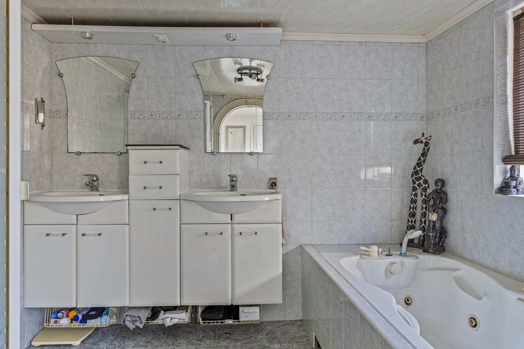 Photo 17 of Schoolstraat 90