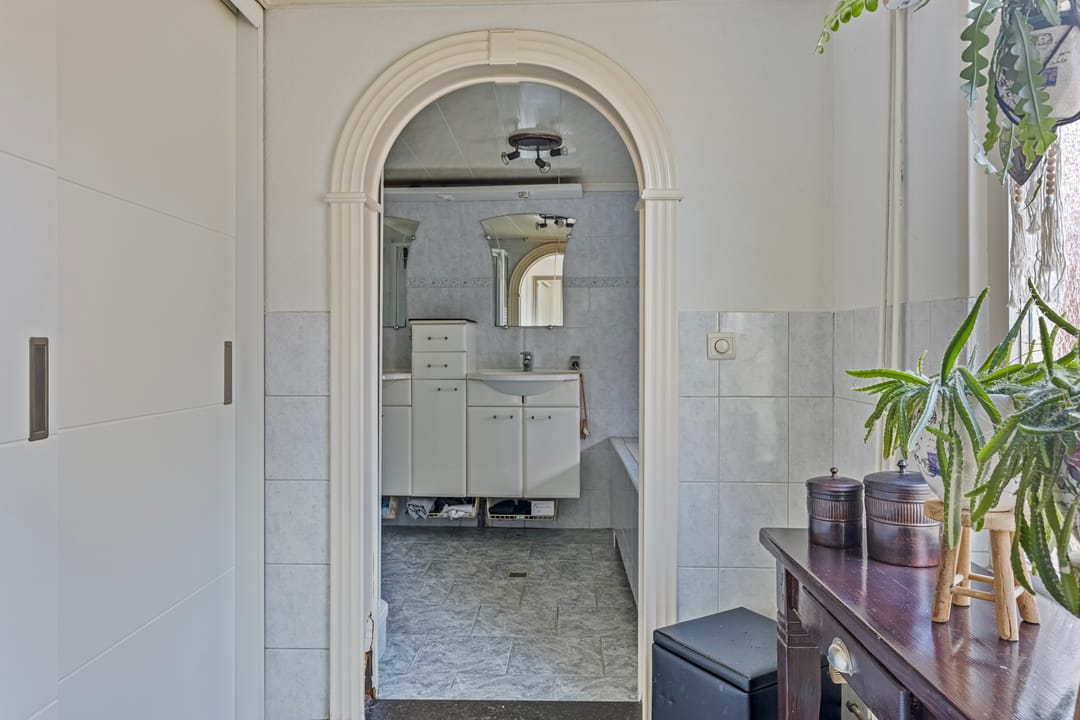 Photo 38 of Schoolstraat 90