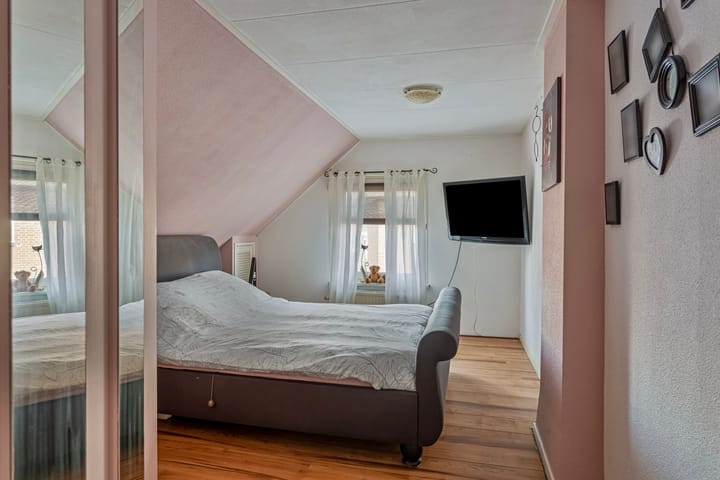 Foto 44 van Schoolstraat 90