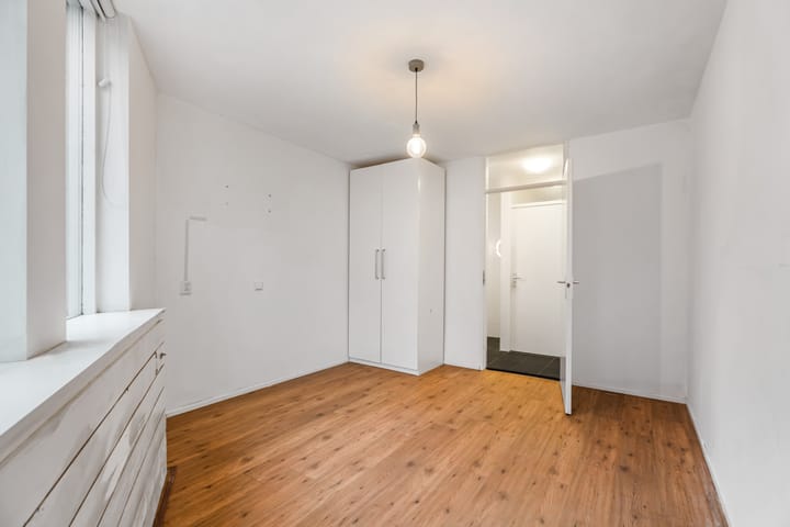 Foto 15 van Grote Haag 10