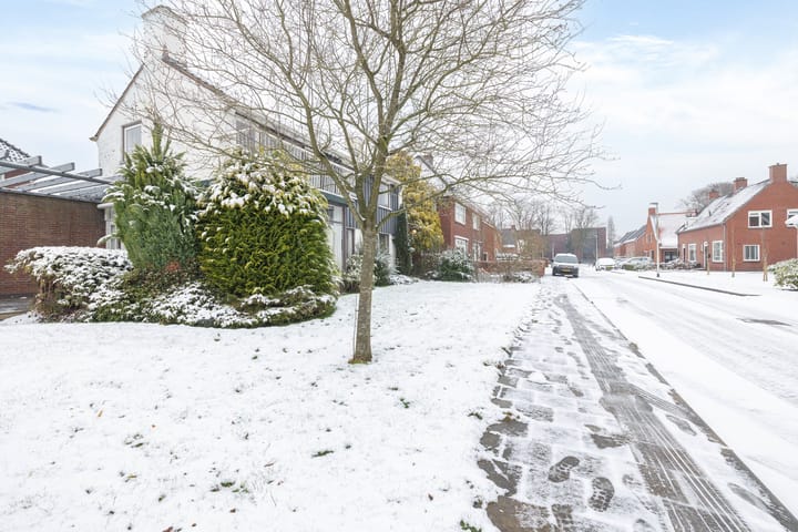 Foto 44 van Prins Bernhardlaan 14