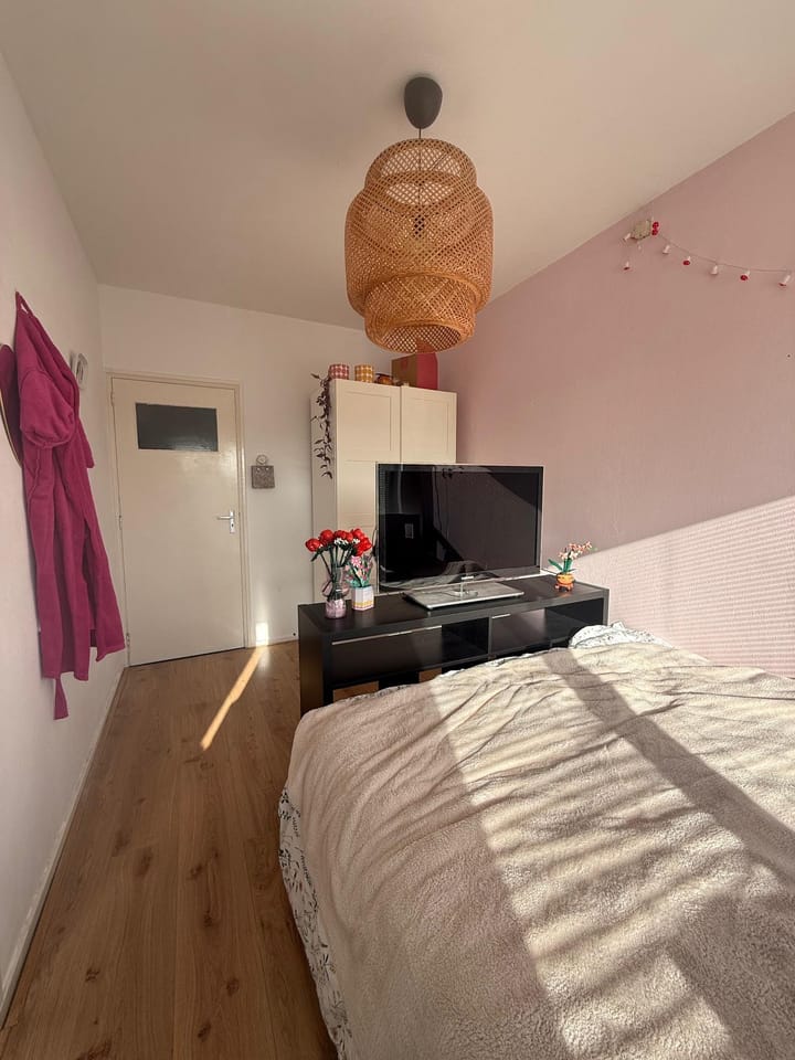 Foto 10 van Resedastraat 69