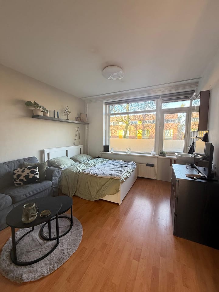 Foto 13 van Resedastraat 69