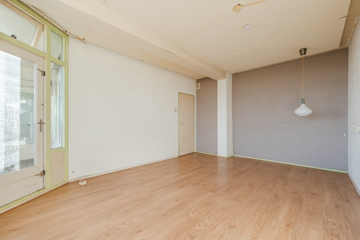 Photo 8 of Van Leeuwenhoekstraat 5-0128