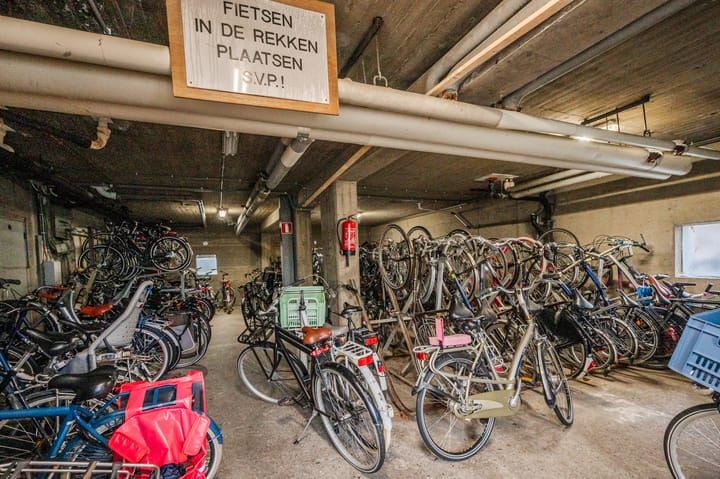 Photo 23 of Van Leeuwenhoekstraat 5-0128