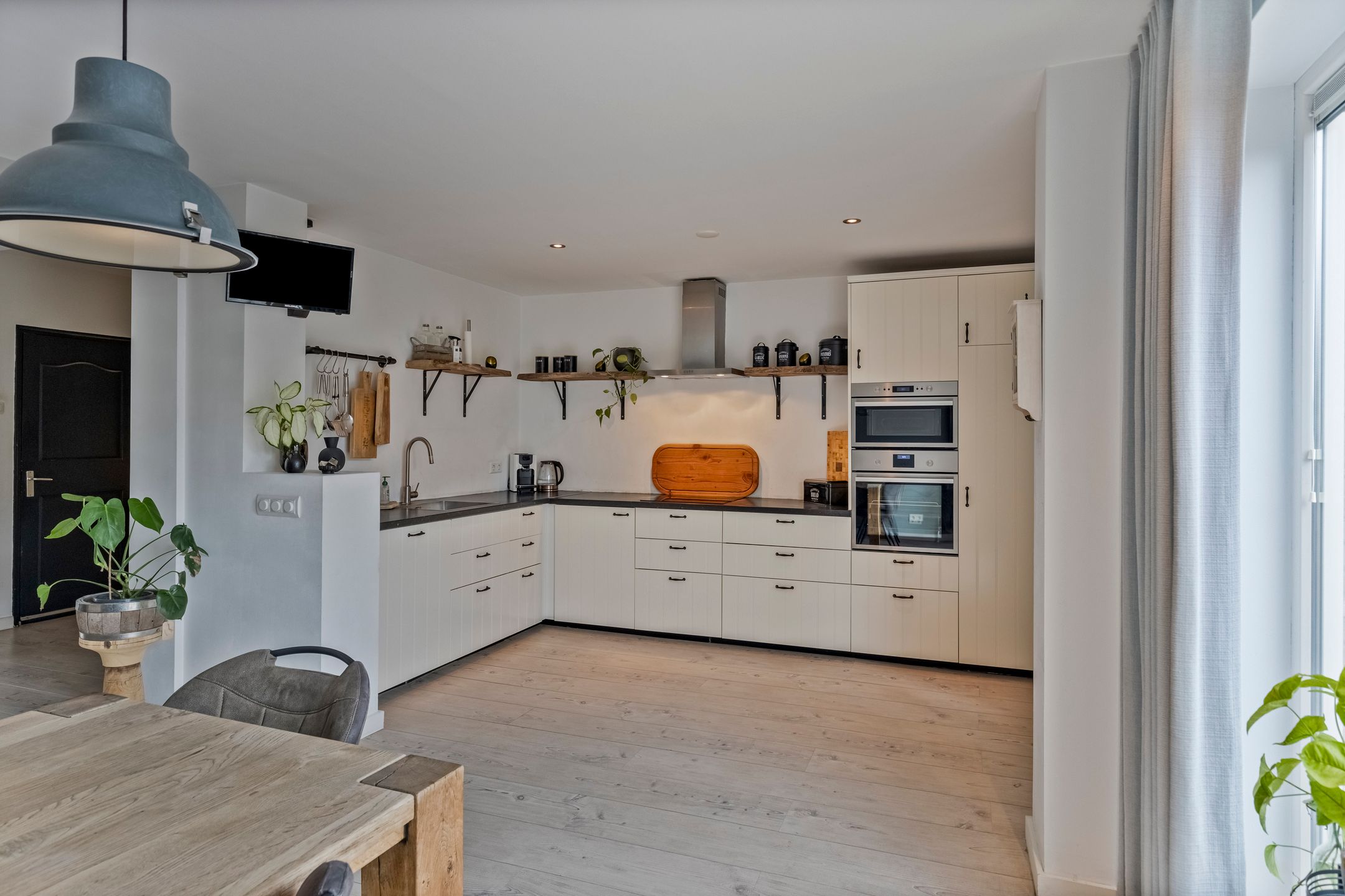 Foto 3 van Rembrandtstraat 10