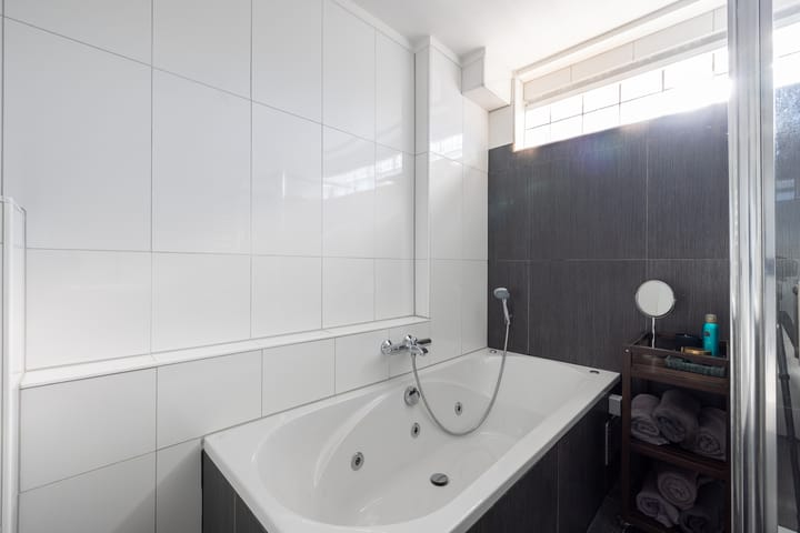 Foto 34 van Zestienhovensekade 463