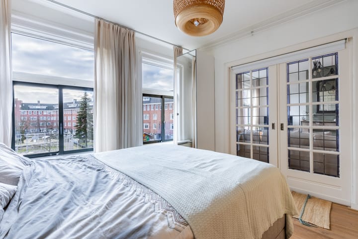 Foto 4 van Paramariboplein 56-2