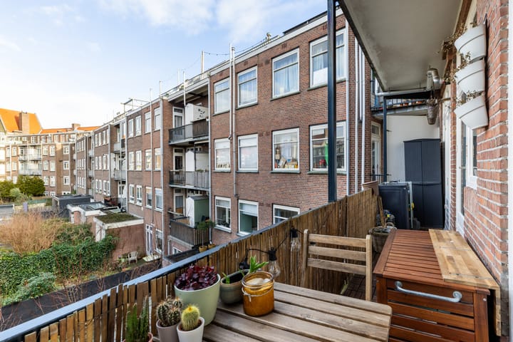 Foto 2 van Paramariboplein 56-2