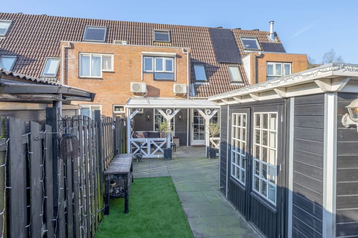 Foto 24 van Tuniserf 32