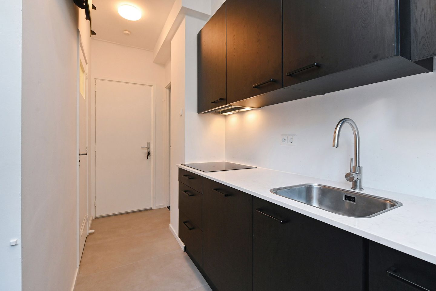 Photo 20 of Amsterdamsestraat 57