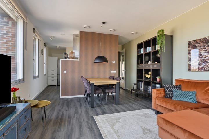 Foto 6 van Anna van Lotharingentoren 36