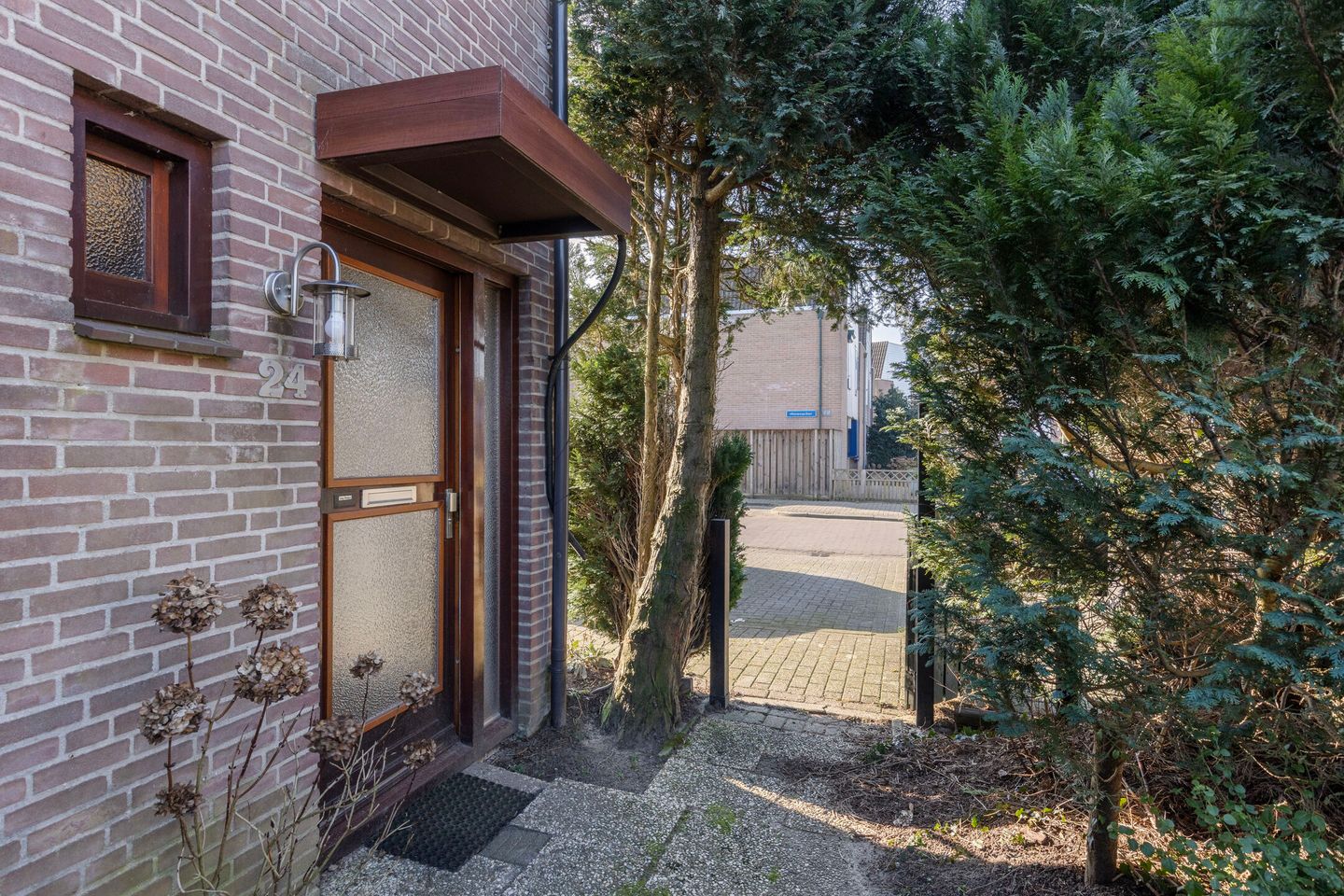 Foto 5 van Santacker 24