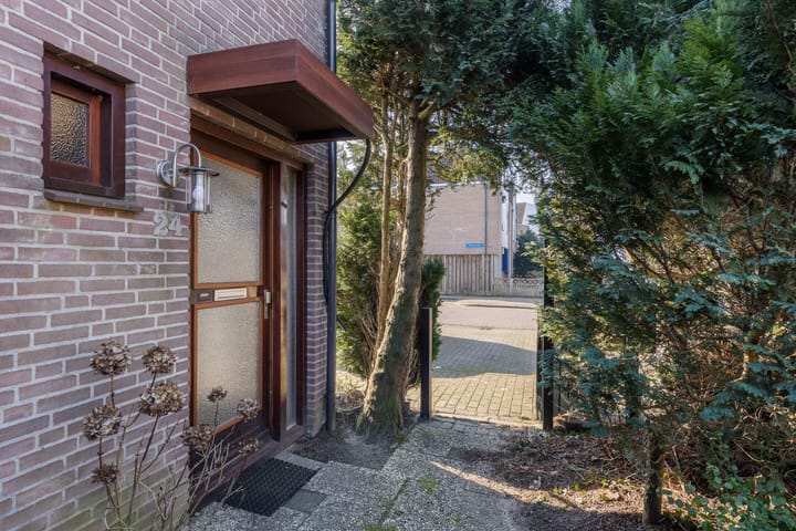 Foto 5 van Santacker 24