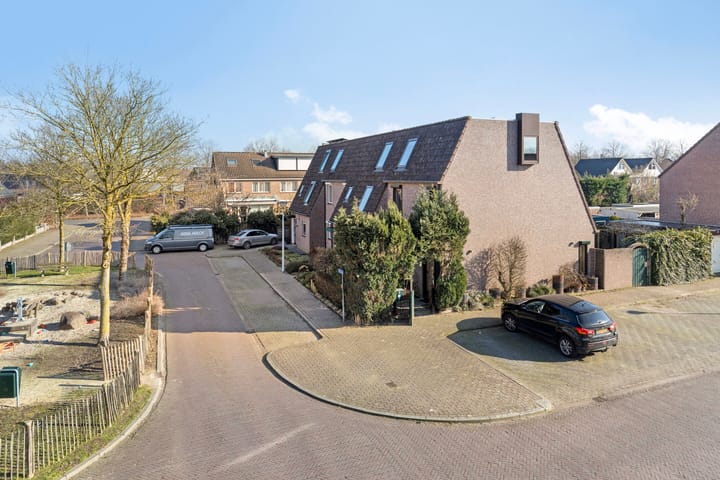 Foto 37 van Santacker 24