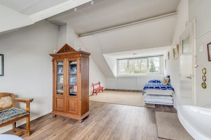 Foto 22 van Planetenbaan 140