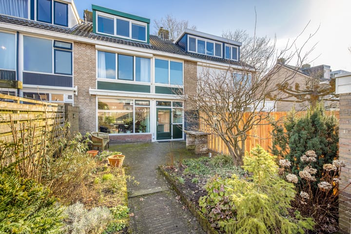 Foto 25 van Planetenbaan 140