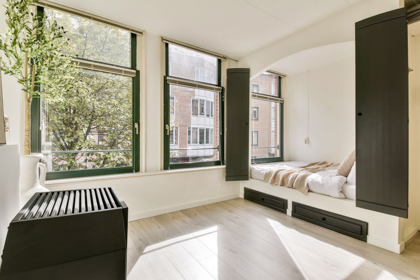 Foto 4 van Van Beuningenstraat 144-1