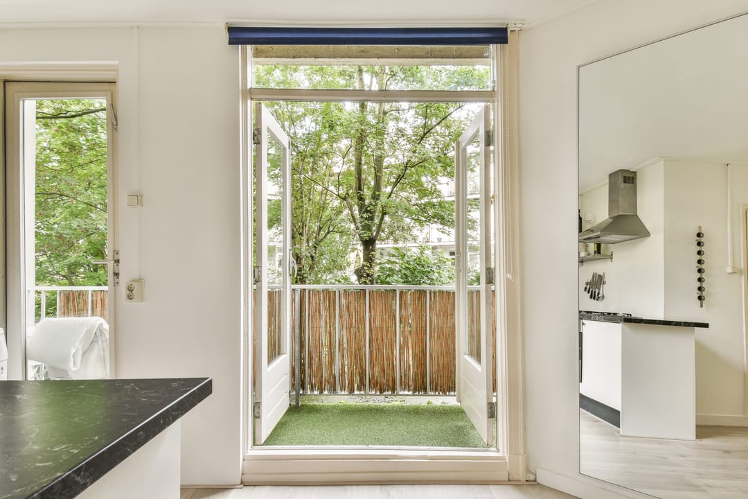 Foto 13 van Van Beuningenstraat 144-1