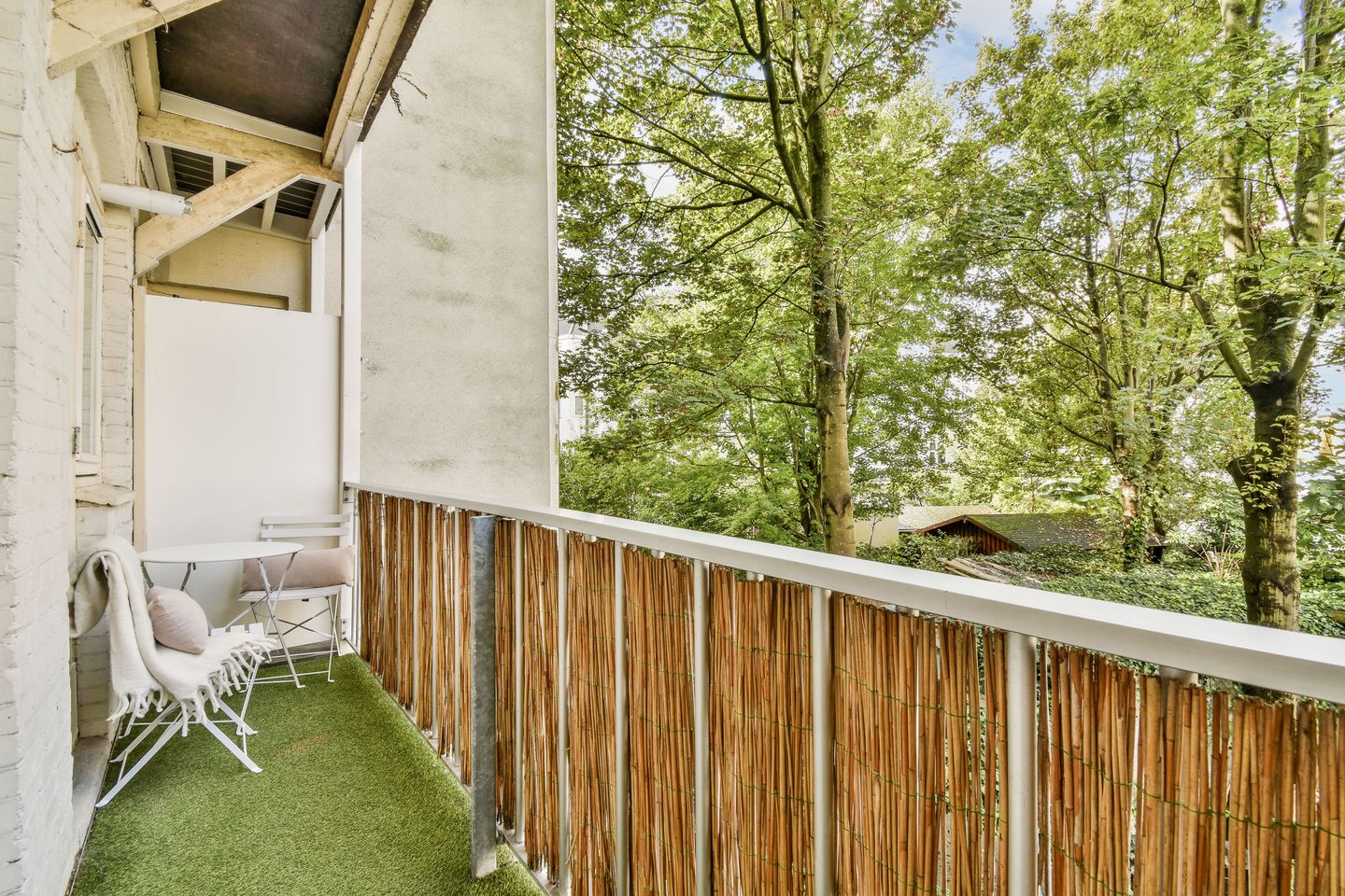 Foto 14 van Van Beuningenstraat 144-1