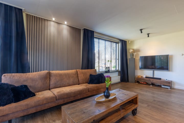 Photo 17 of Meeuwenlaan 15