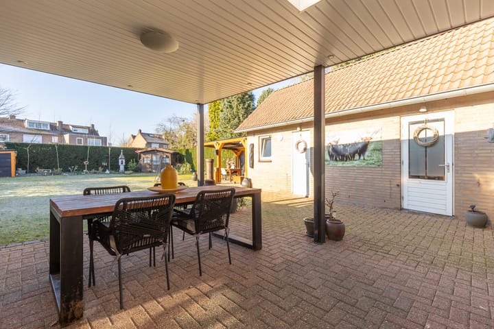 Photo 20 of Meeuwenlaan 15