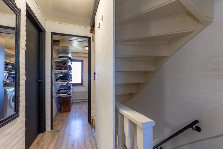 Photo 30 of Meeuwenlaan 15