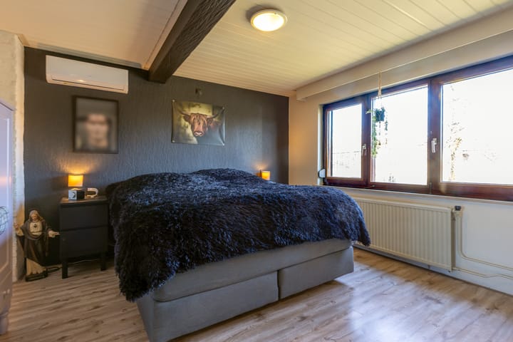 Photo 37 of Meeuwenlaan 15