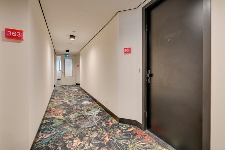 Foto 13 van Hoola van Nootenstraat 366