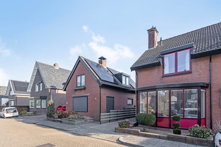 Foto 52 van Tienwoningenweg 23