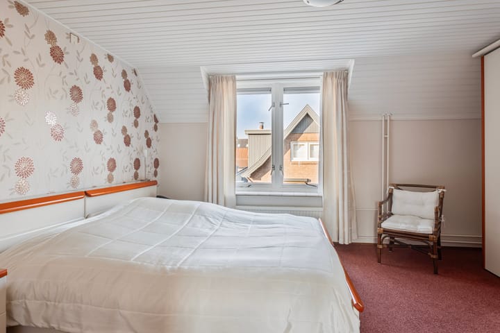 Foto 18 van Tienwoningenweg 23