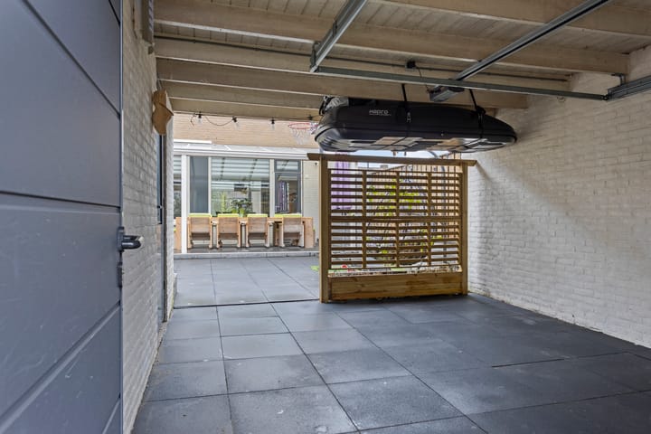 Foto 37 van Kruizemuntstraat 111