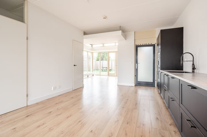 Foto 7 van Zuidewijn 15