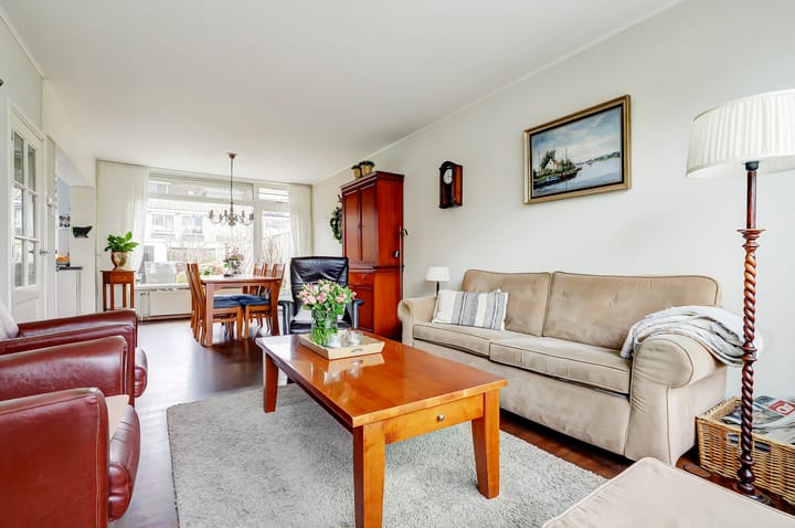 Photo 2 of van Nassau Dillenburgstraat 9