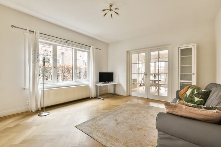 Foto 5 van Lange Kerkdam 12