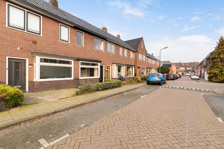 Foto 33 van Dahliastraat 18