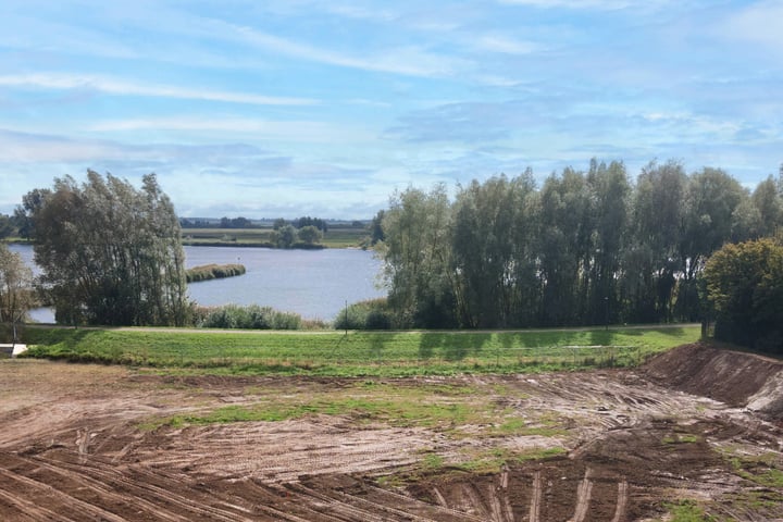 Foto 1 van Rivierdijk