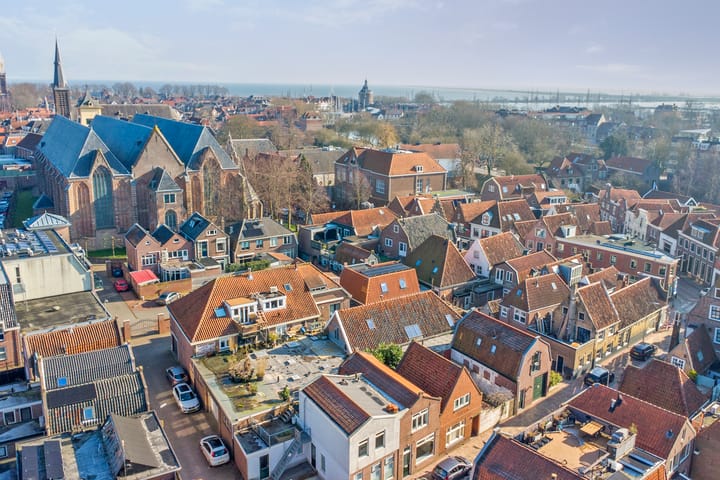 Photo 4 of Paulus Potterstraat 8-A