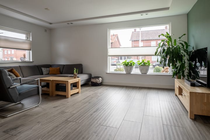 Foto 9 van Burgemeester Wallerstraat 116