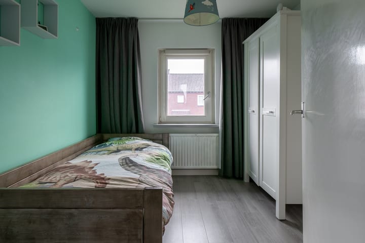 Foto 19 van Burgemeester Wallerstraat 116