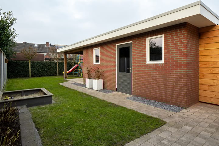 Foto 24 van Burgemeester Wallerstraat 116