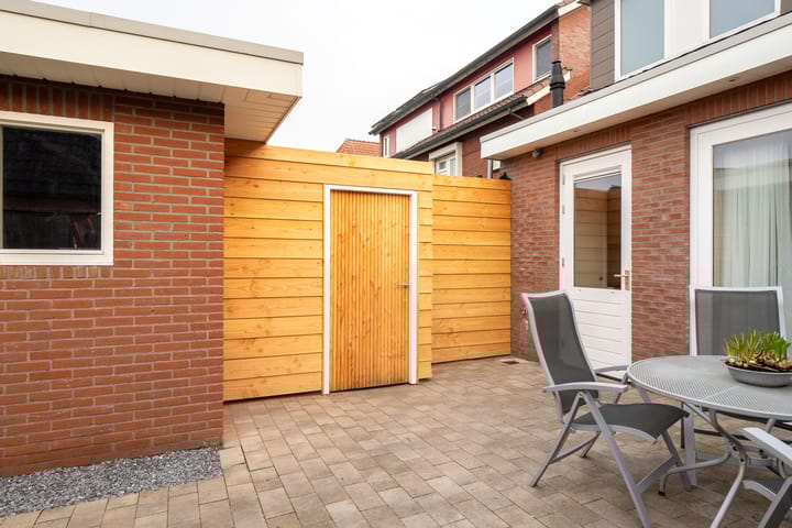 Foto 28 van Burgemeester Wallerstraat 116