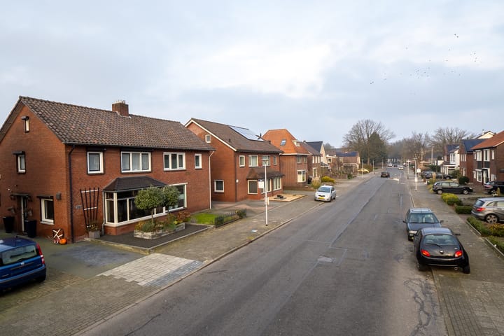 Foto 33 van Burgemeester Wallerstraat 116