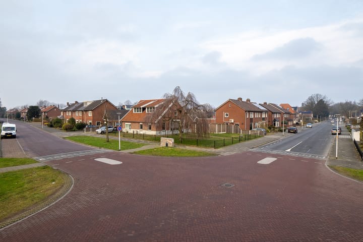 Foto 35 van Burgemeester Wallerstraat 116