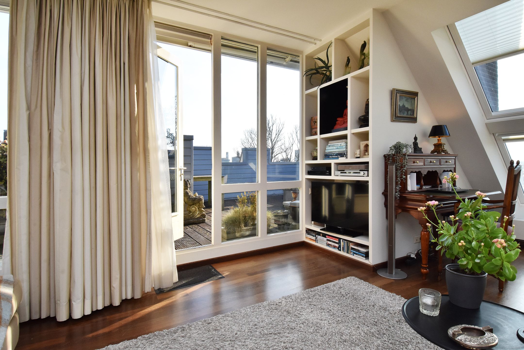 Foto 9 van Johan van Oldenbarneveltlaan 31-K