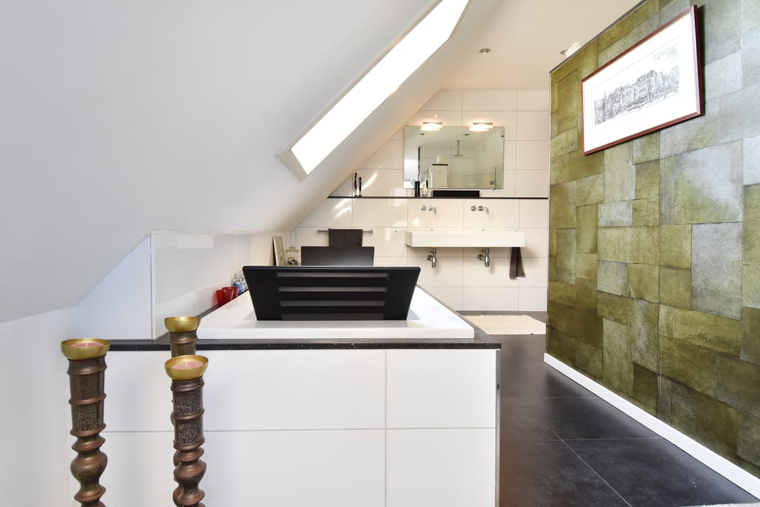 Foto 22 van Johan van Oldenbarneveltlaan 31-K