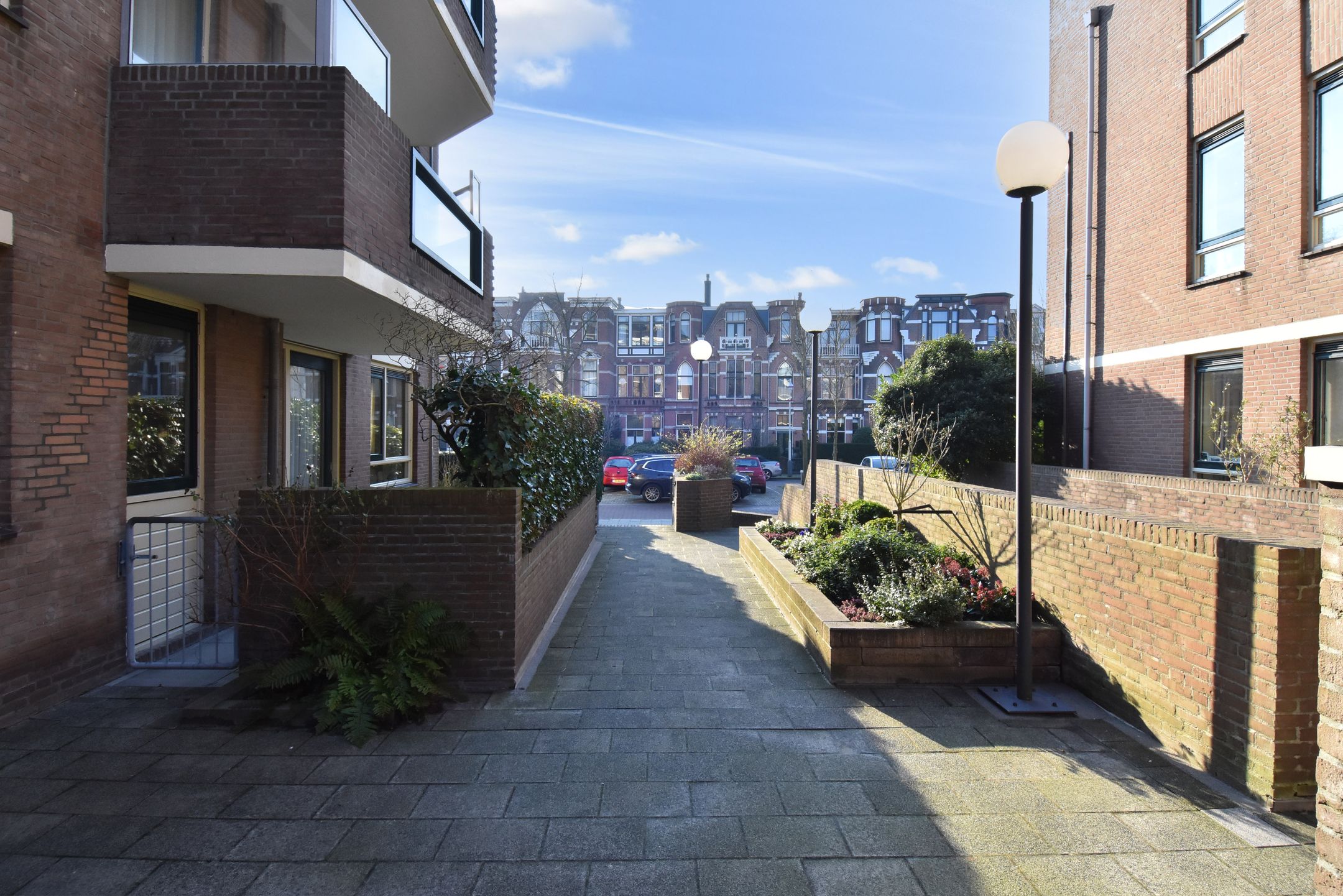 Foto 30 van Johan van Oldenbarneveltlaan 31-K